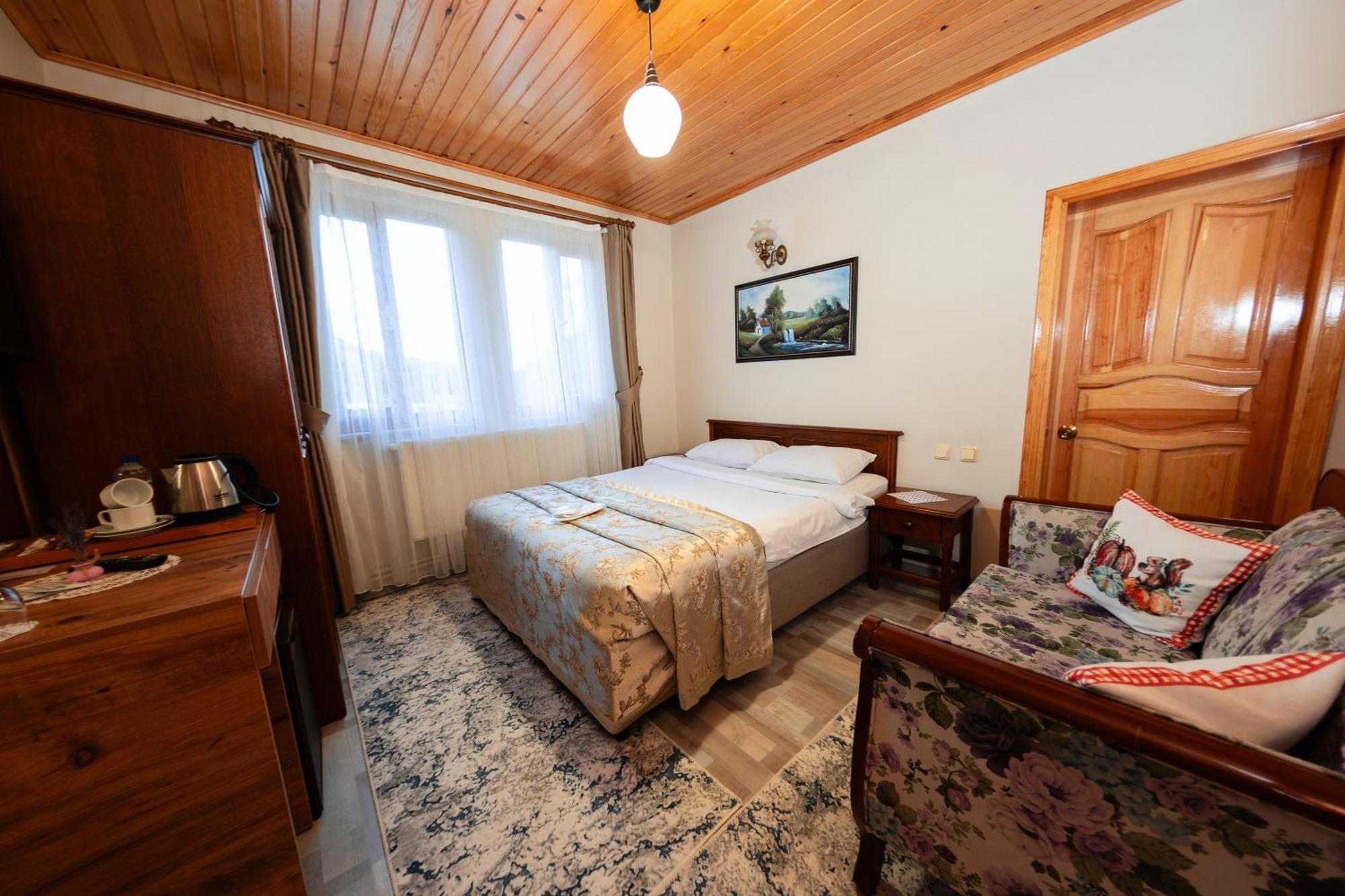 Abant Doga Koeskue Bed & Breakfast Bolu Eksteriør bilde
