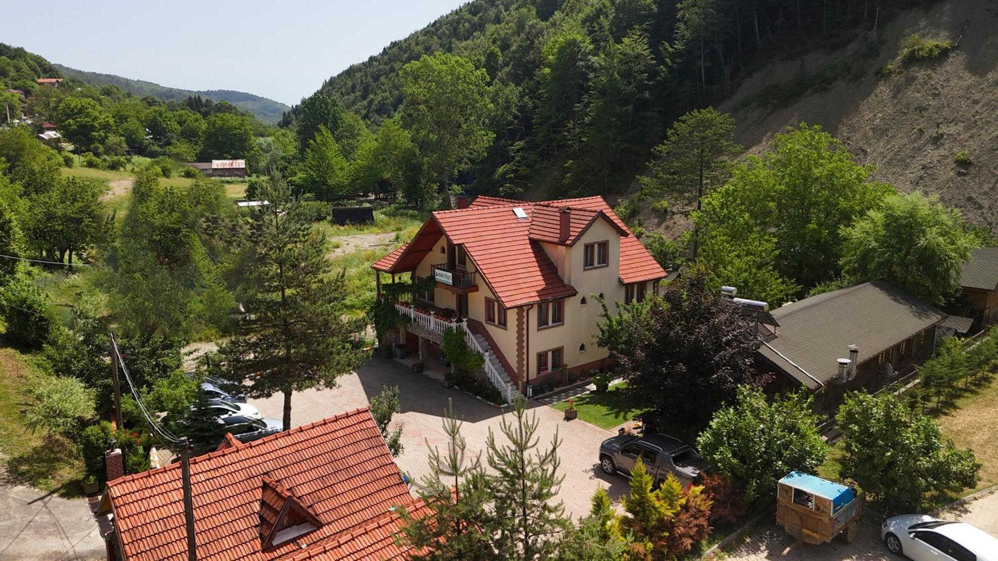Abant Doga Koeskue Bed & Breakfast Bolu Eksteriør bilde